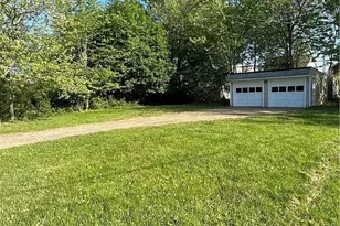 9725 Parkview Ave, Garfield Heights, OH 44125 - Photo 27