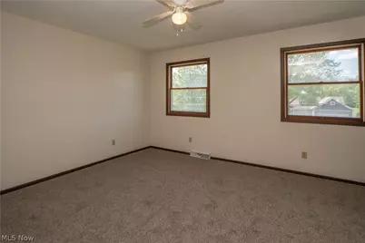 3615-3617 Mount Pleasant Street NW, North Canton, OH 44720 - Photo 13
