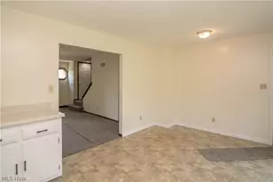 3615-3617 Mount Pleasant Street NW, North Canton, OH 44720 - Photo 11