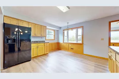 10525 Clay Street, Montville, OH 44064 - Photo 13