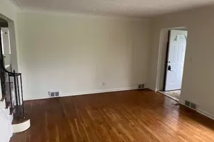 2100 Glenridge Rd, Euclid, OH 44117 - Photo 5
