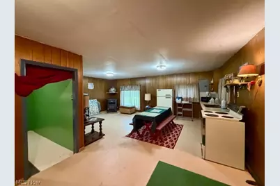 6019 Arrowhead Drive, Cortland, OH 44410 - Photo 3