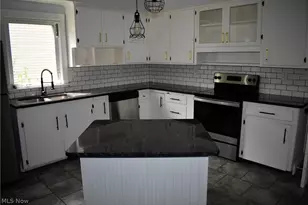 246 E 7th St, Salem, OH 44460 - Photo 5