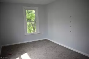 246 E 7th St, Salem, OH 44460 - Photo 9