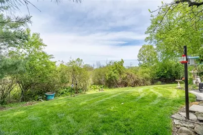 4732 Helmsworth Drive NE, Canton, OH 44714 - Photo 35
