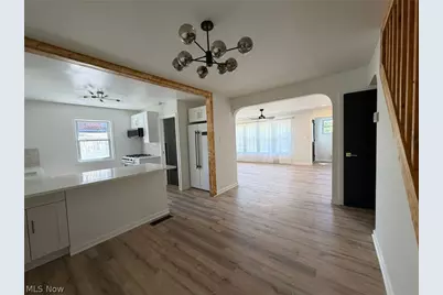 1699 Warrensville Center Road, South Euclid, OH 44121 - Photo 11