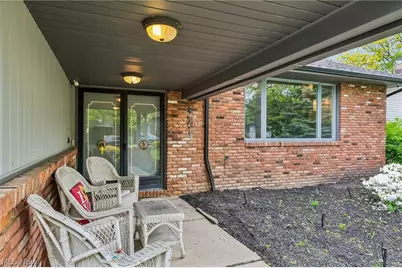 5420 Bluebell Drive, Lyndhurst, OH 44124 - Photo 3