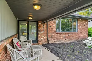5420 Bluebell Dr, Lyndhurst, OH 44124 - Photo 3