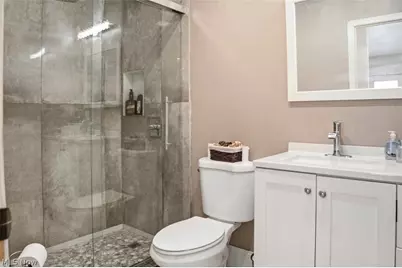 141 Austin Avenue NW, Warren, OH 44485 - Photo 7