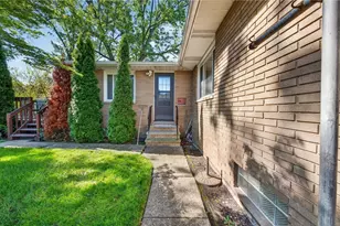 6649 Maplehurst Rd, North Olmsted, OH 44070 - Photo 41
