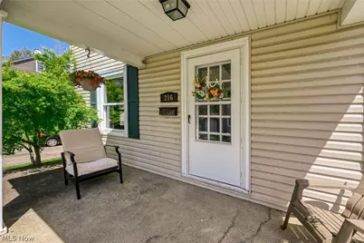 216 Lewis Place NE, Massillon, OH 44646 - Photo 3