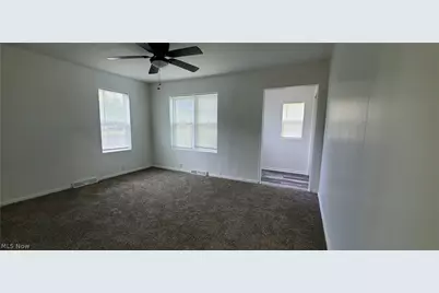 724 Briggs Road, Leavittsburg, OH 44430 - Photo 11