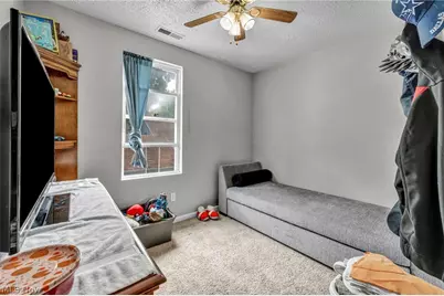1813 Lexington Avenue, Lorain, OH 44052 - Photo 17