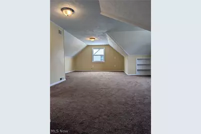 1678 Byron Drive, Mayfield Heights, OH 44124 - Photo 13