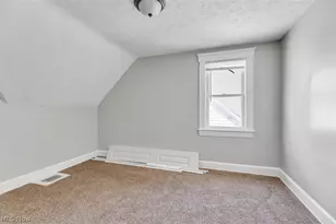 9807 Parkgate Ave, Loveland, OH 44108 - Photo 13