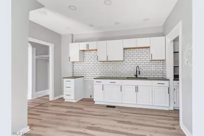 9807 Parkgate Avenue, Loveland, OH 44108 - Photo 5