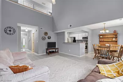 8720 Quailridge Court, Macedonia, OH 44056 - Photo 9