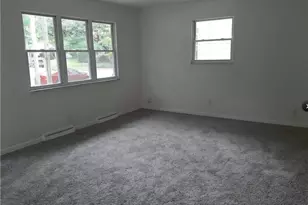 1273 Barcelona Dr, Akron, OH 44313 - Photo 7