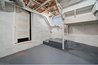 225 Cranz Place, Akron, OH 44310 - Photo 27