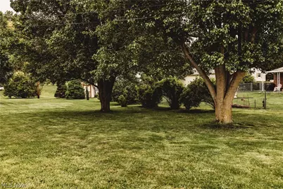 1337 Canoe Lane, Coshocton, OH 43812 - Photo 5