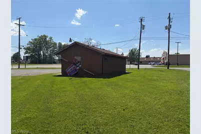 17688 Mahoning Avenue, Lake Milton, OH 44429 - Photo 13