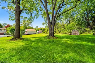 202 Briar Hill Drive, Painesville Twp, OH 44077 - Photo 19