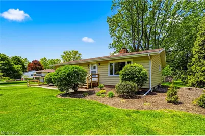 202 Briar Hill Drive, Painesville Twp, OH 44077 - Photo 3