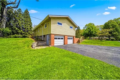 202 Briar Hill Drive, Painesville Twp, OH 44077 - Photo 17