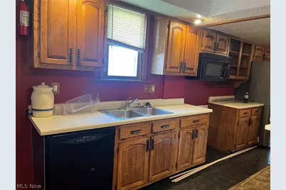 304 Lowell Avenue NE, Warren, OH 44483 - Photo 13