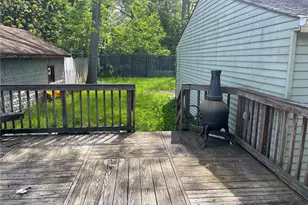 304 Lowell Ave NE, Warren, OH 44483 - Photo 3