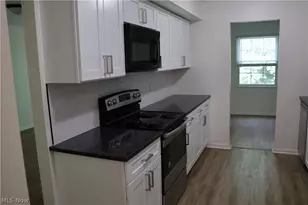 1771 Rolling Hills Dr, Twinsburg, OH 44087 - Photo 3