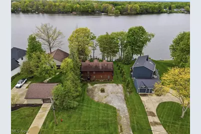 1537 Lake Crest Drive, Roaming Shores, OH 44084 - Photo 9