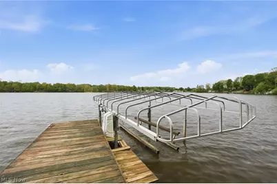 1537 Lake Crest Drive, Roaming Shores, OH 44084 - Photo 7