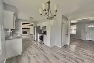 1215 Valley-View Dr, Boardman, OH 44512 - Photo 5