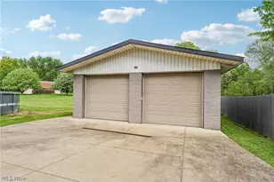 3145 Imrek Dr, Akron, OH 44312 - Photo 37