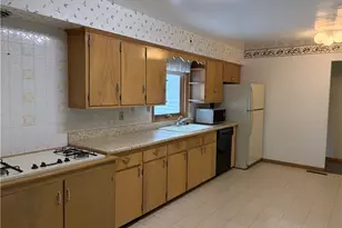 2821 Trabar Dr, Willoughby Hills, OH 44092 - Photo 3