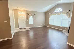 28 Hunters Woods Blvd, Canfield, OH 44406 - Photo 7