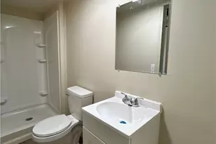 1317 Plum St, Steubenville, OH 43952 - Photo 9