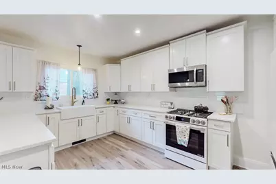 1459 Jefferson Avenue, Akron, OH 44313 - Photo 13