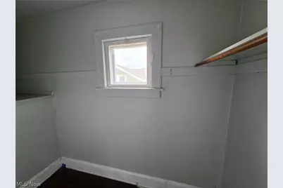 10605 Grace Avenue, Garfield Heights, OH 44125 - Photo 17
