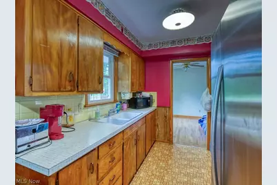 425 W Bath Road, Cuyahoga Falls, OH 44223 - Photo 11