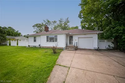 1528 Maryland Avenue, Lorain, OH 44052 - Photo 3