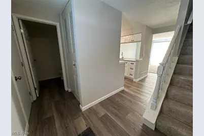 9632 E. Idlewood Drive, Twinsburg, OH 44087 - Photo 3