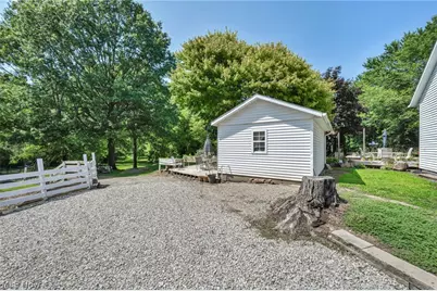 2250 Claus Road, Vermilion, OH 44089 - Photo 7