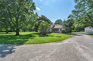 2250 Claus Rd, Vermilion, OH 44089 - Photo 3
