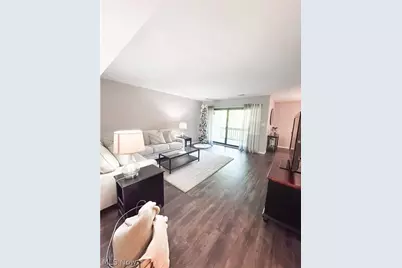 6310 Greenwood #105, Northfield, OH 44067 - Photo 5