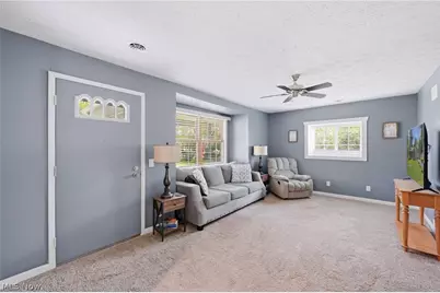 3635 Homewood Avenue, Hubbard, OH 44425 - Photo 9