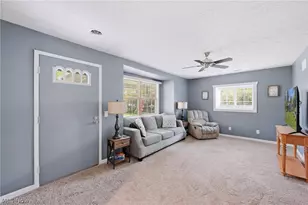 3635 Homewood Ave, Hubbard, OH 44425 - Photo 9