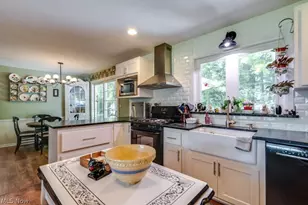 183 Timberlane Dr, Northfield Center, OH 44067 - Photo 11