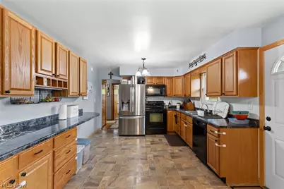 69641 Holley Street, Martins Ferry, OH 43935 - Photo 5